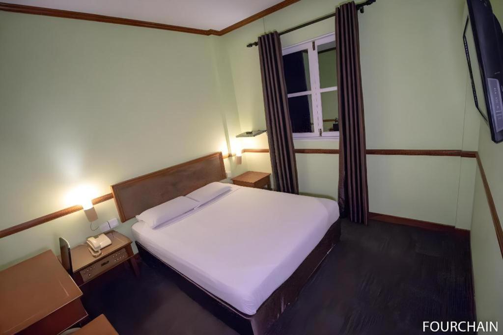 Four Chain View Hotel Singapore Exterior photo